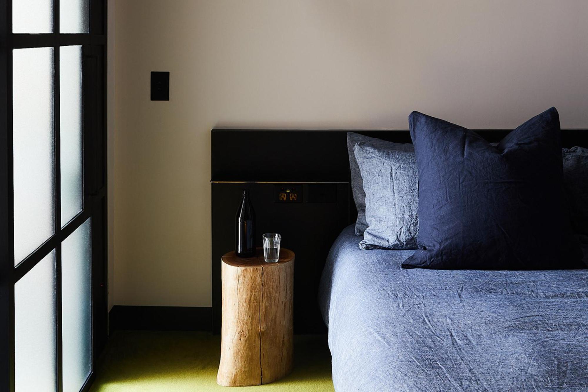 Paramount House Hotel Sydney Room photo